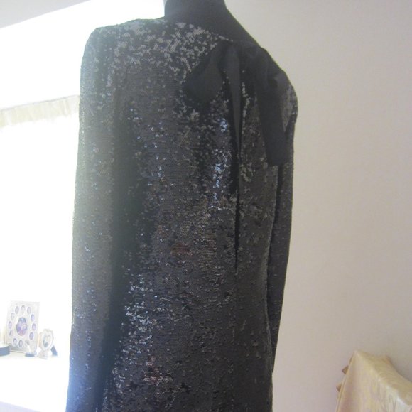 Armani Exchange sequin dress with beautiful sleek open at the back - Picture 4 of 6